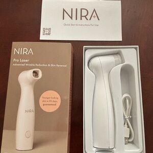 NIRA Pro Laser Skincare Device - Sleek White
Like new